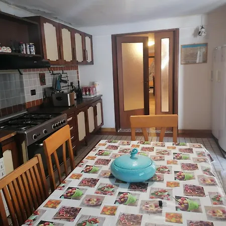 Charming In 90 M² Private Garden *